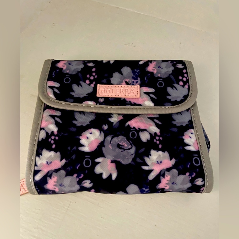 Doterra oil pouch holder. New